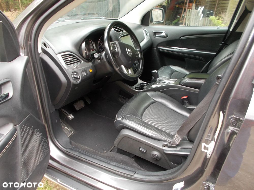 Dodge Journey - 16