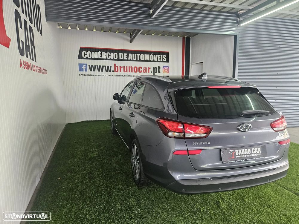 Hyundai i30 SW 1.6 CRDI Prime - 6