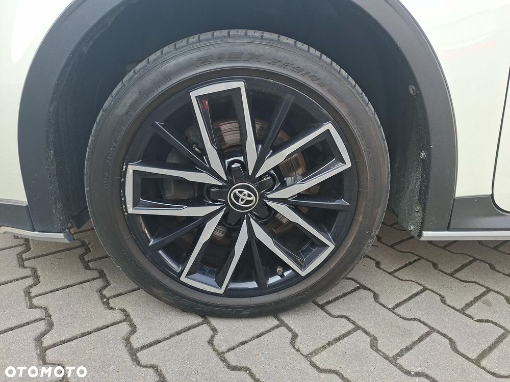 Toyota Corolla 2.0 Hybrid Trek - 19