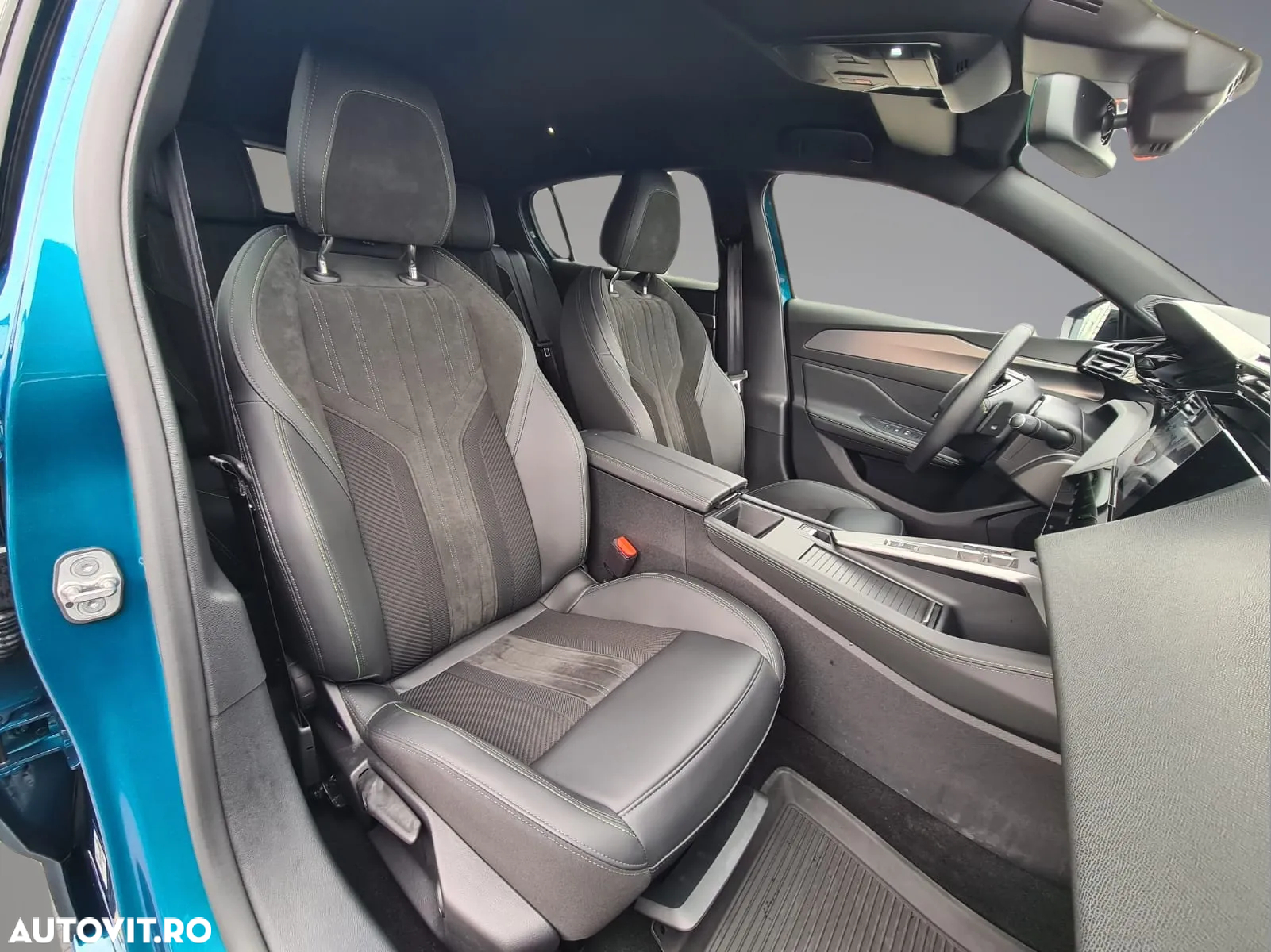 Peugeot 308 1.2L PureTech 130 S&S EAT8 GT - 10