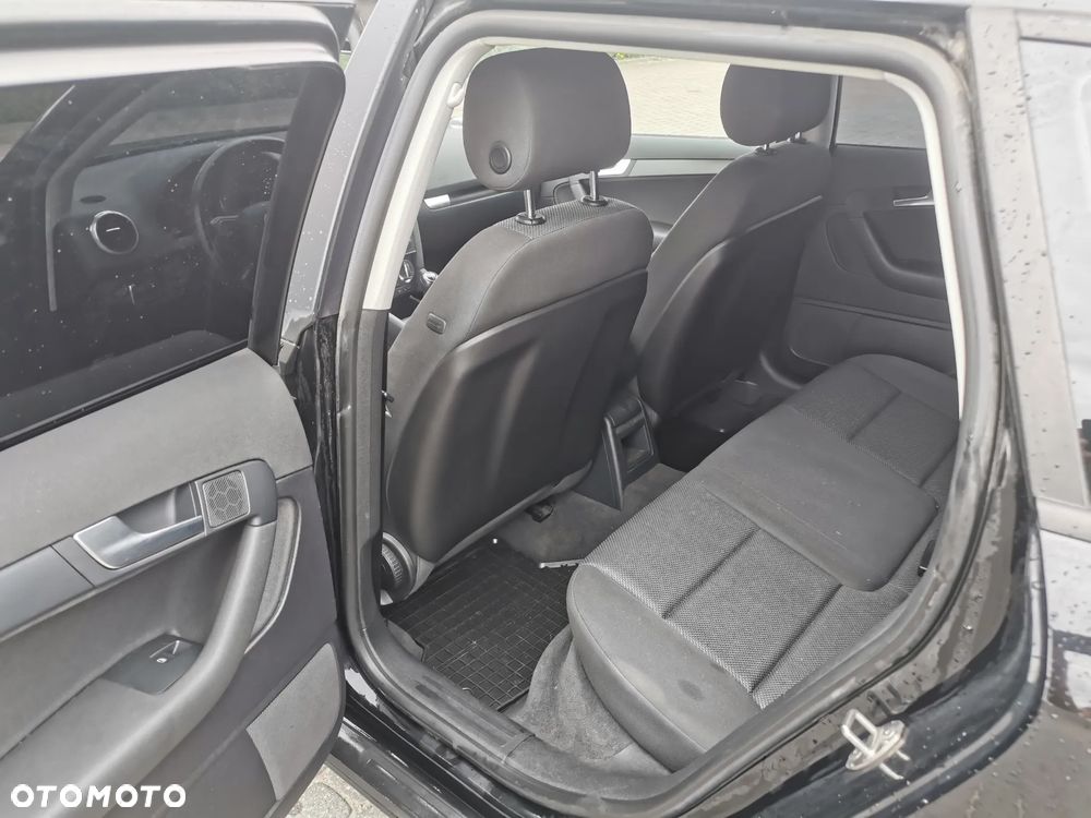 Audi A3 Sportback 1.6 Attraction - 10