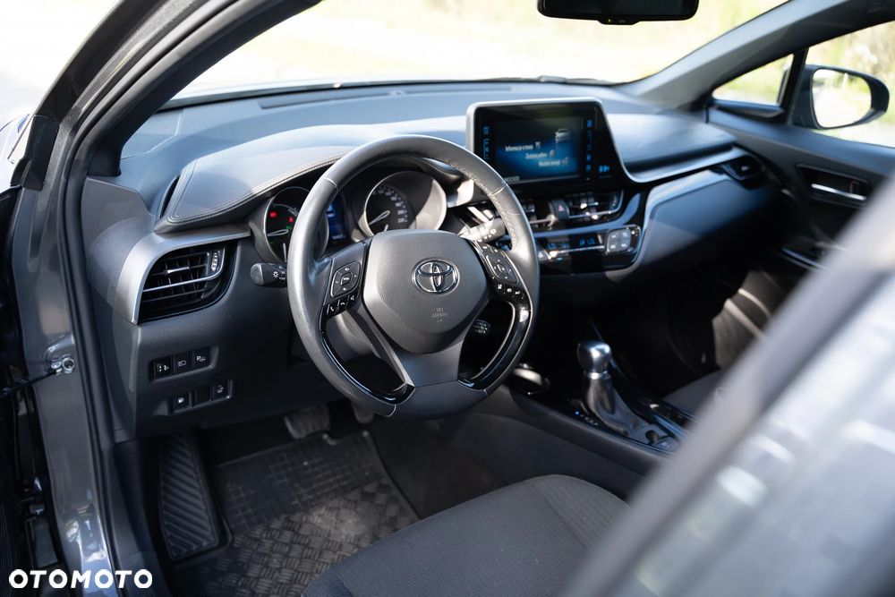 Toyota C-HR - 19