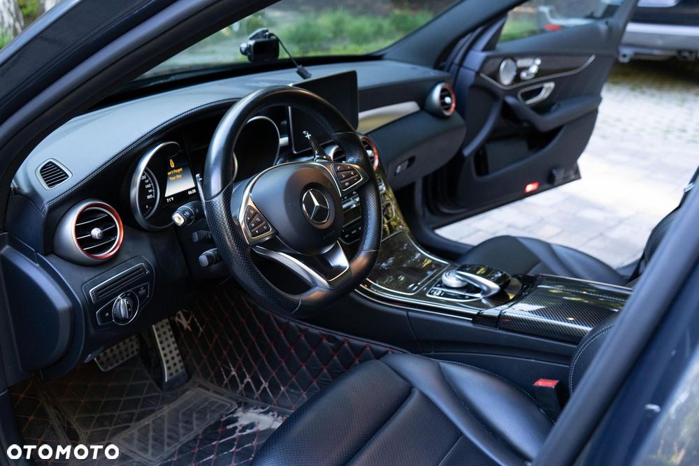Mercedes-Benz Klasa C 300 7G-TRONIC AMG Line - 11