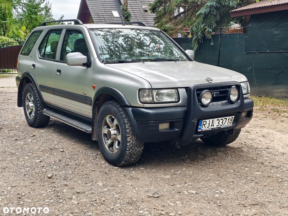 Opel Frontera - 1