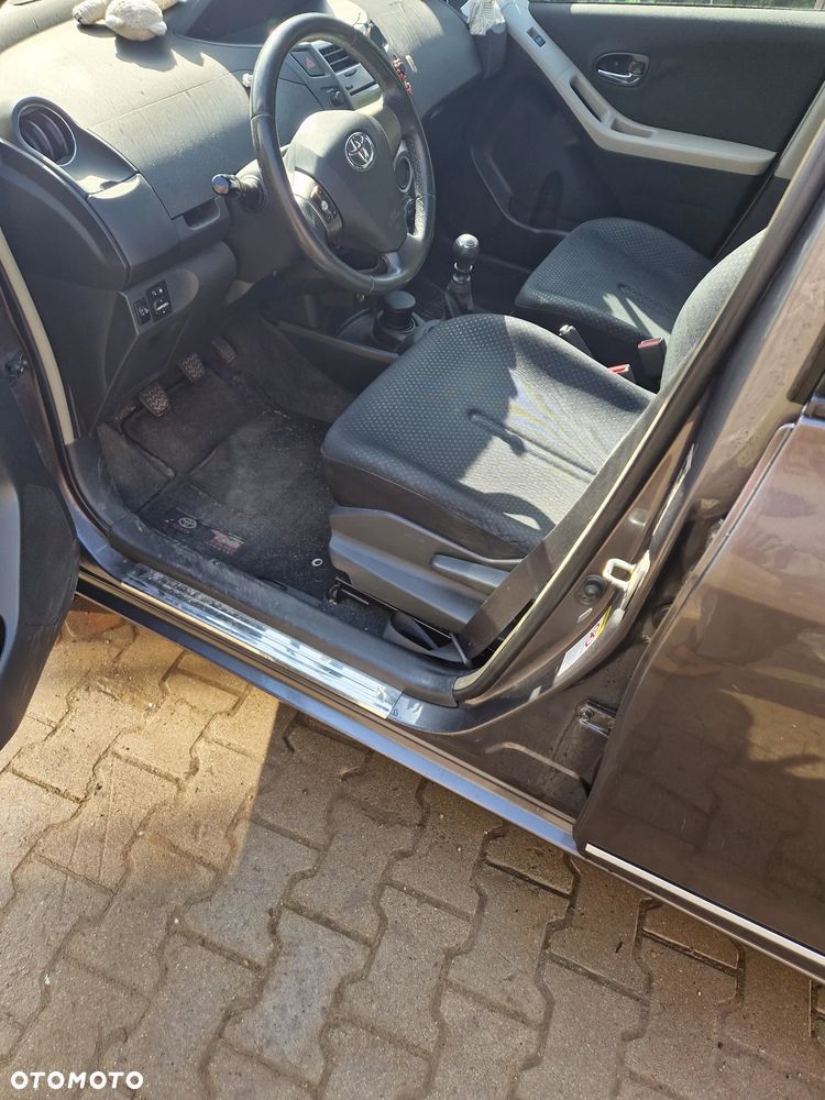 Toyota Yaris 1.33 2010 - 5