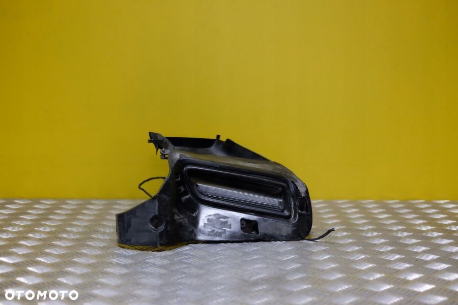 CHEVROLET CAMARO 2016- HALOGEN DRL LAMPA LED PRAWA - 1