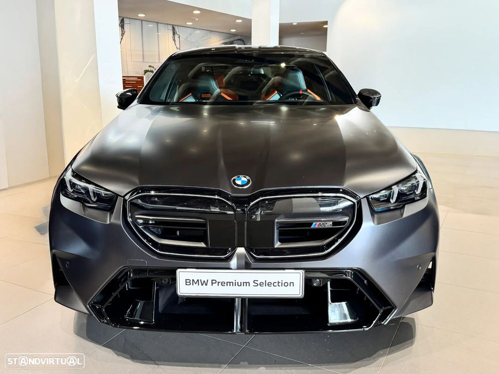 BMW M5 Standard - 2