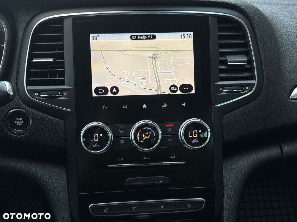 Renault Megane 1.3 TCe FAP Techno EDC - 21