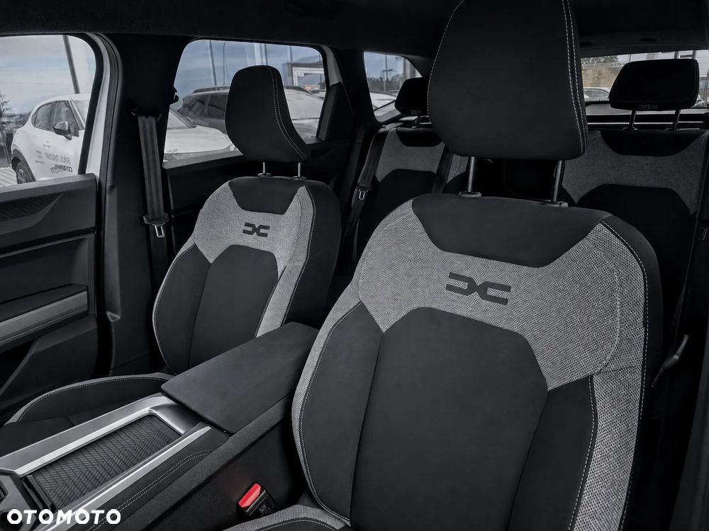 Dacia Bigster 1.8 Full Hybrid 155 Journey MMT - 10