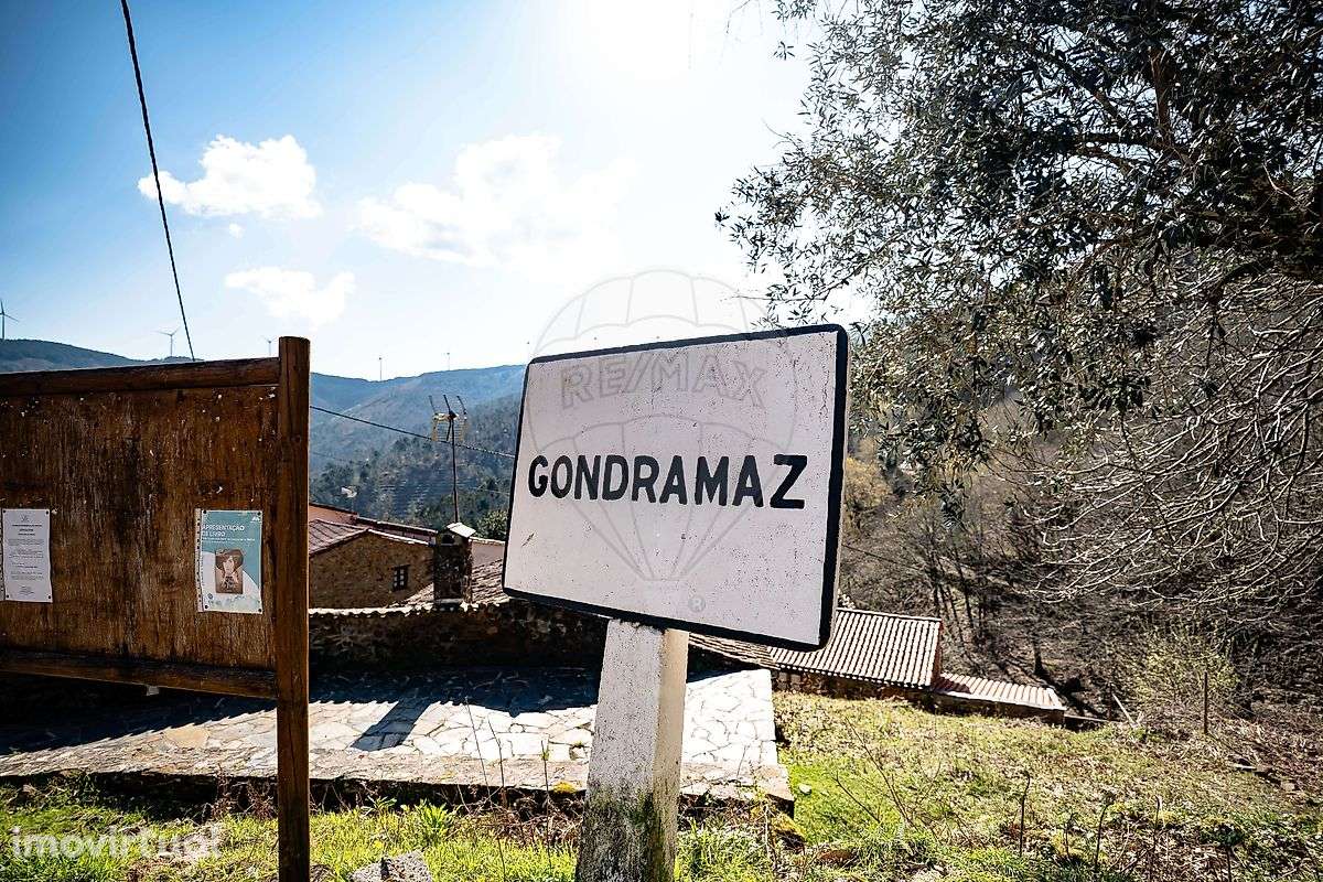 Moradia T2 para venda - Grande imagem: 2/40