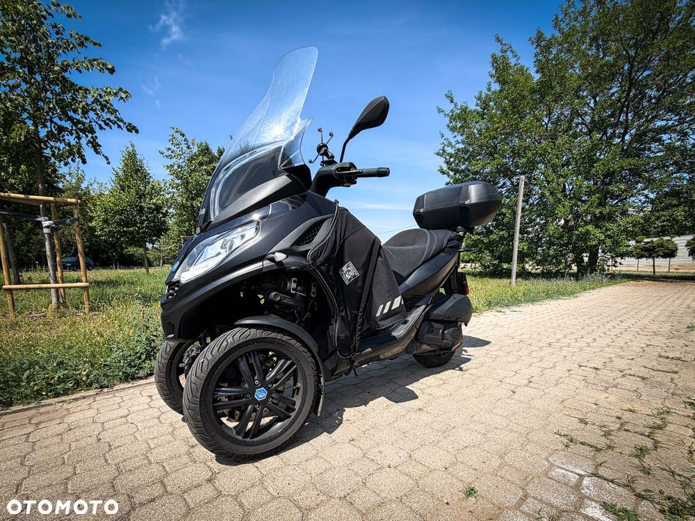 Piaggio MP-3 - 1
