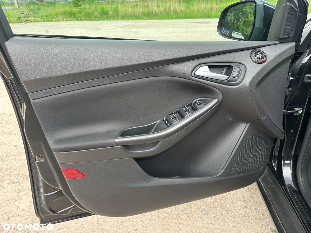 Ford Focus 1.6 TDCi DPF Titanium - 14