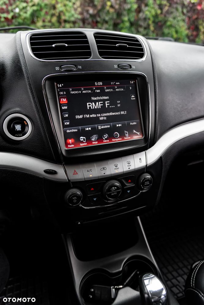 Fiat Freemont 3.6 V6 Lounge - 38