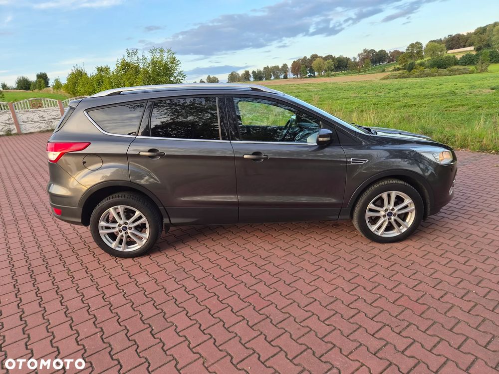 Ford Kuga 2.0 TDCi 4x4 Titanium - 14