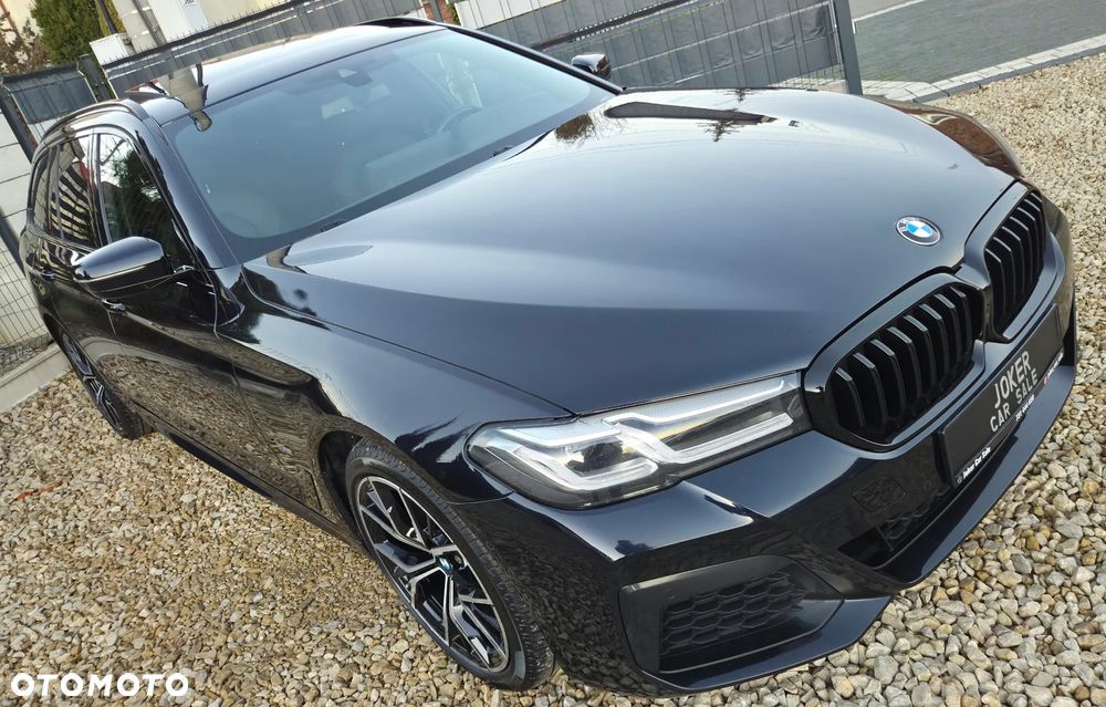 BMW Seria 5 520d xDrive Touring M Sport Edition - 3