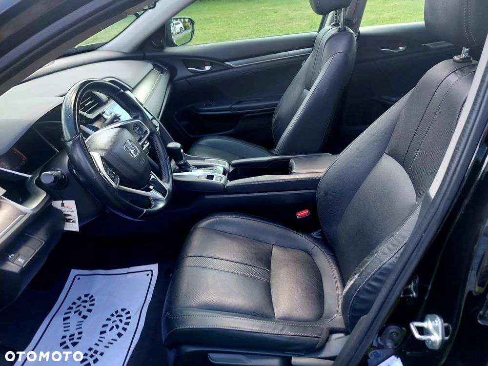 Honda Civic 1.5 i-VTEC Turbo CVT Executive - 13