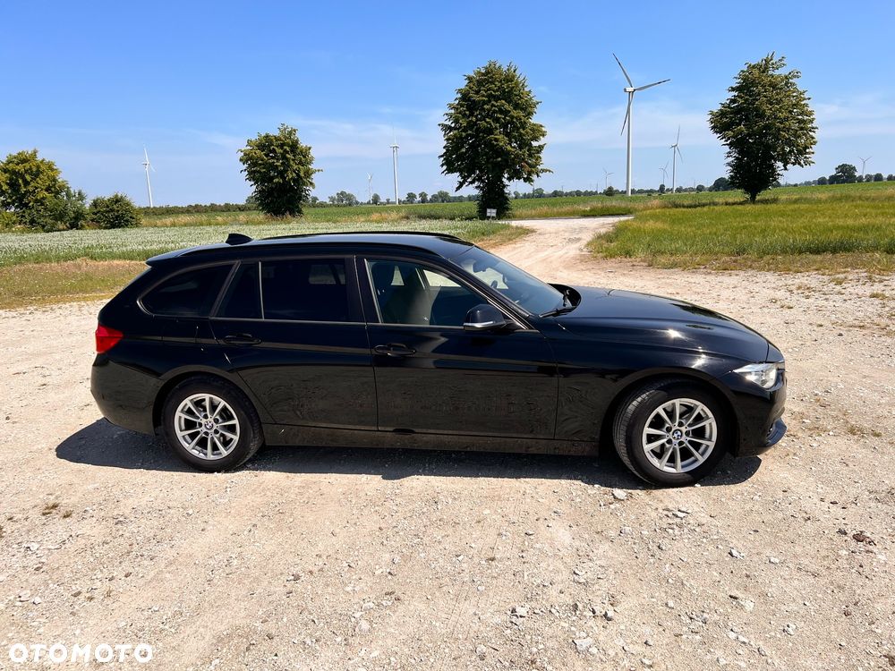 BMW Seria 3 320d xDrive - 2