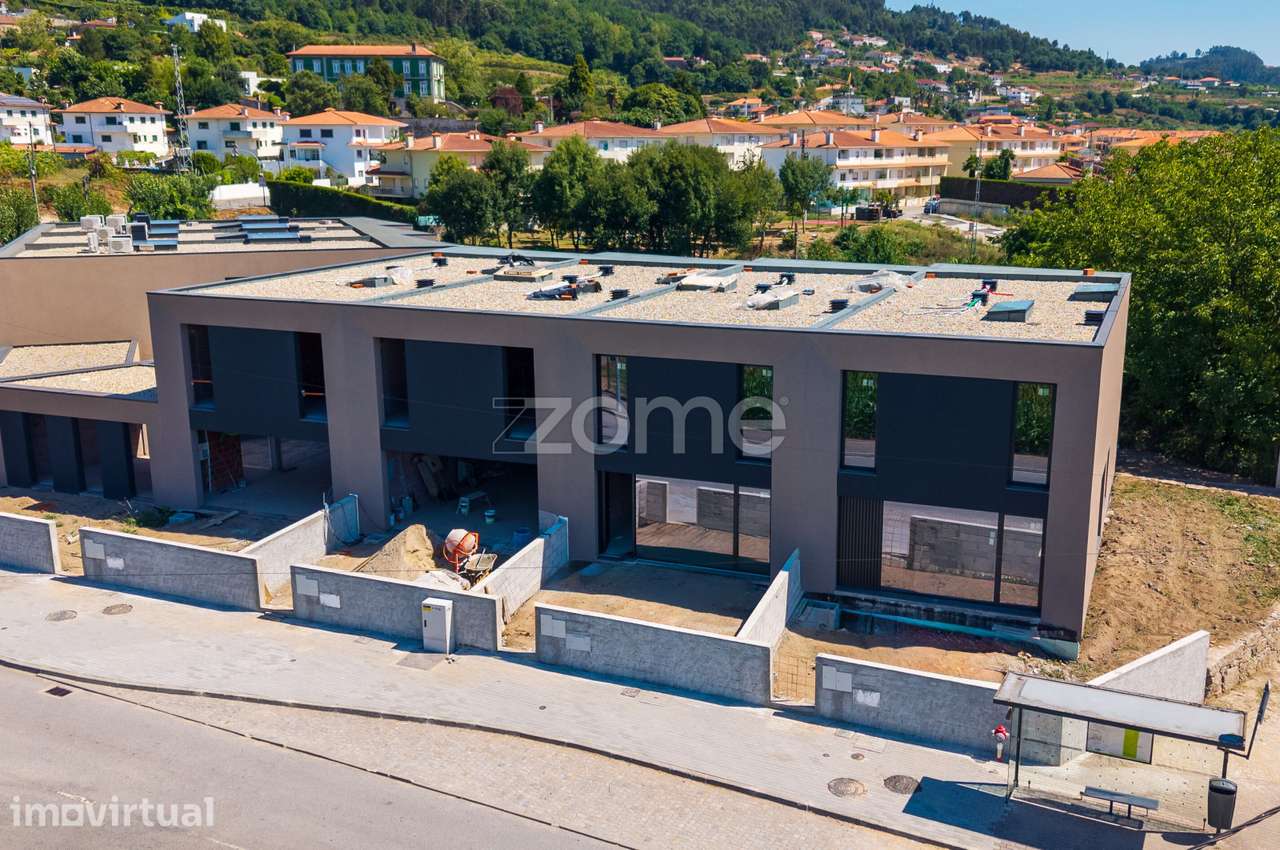 VILLAS MAINA - Moradia T3 Nova em Urgezes, Guimarães - Grande imagem: 2/24