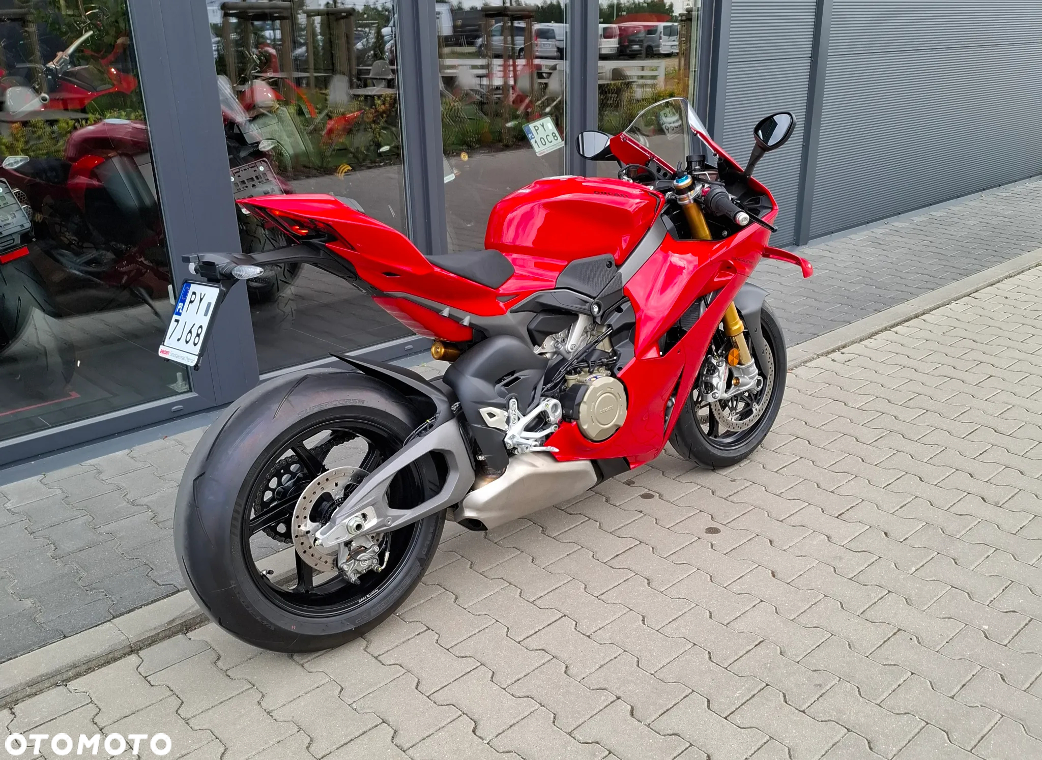 Ducati Panigale V4S - 7