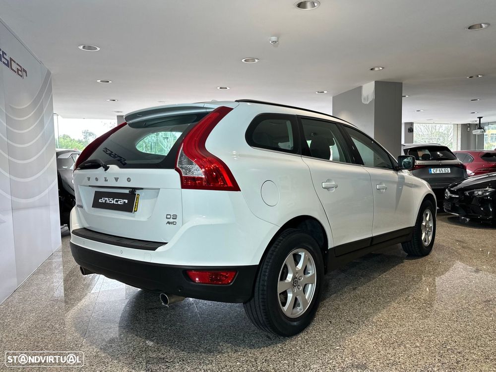 Volvo XC 60 2.4 D3 Momentum Start/Stop - 26