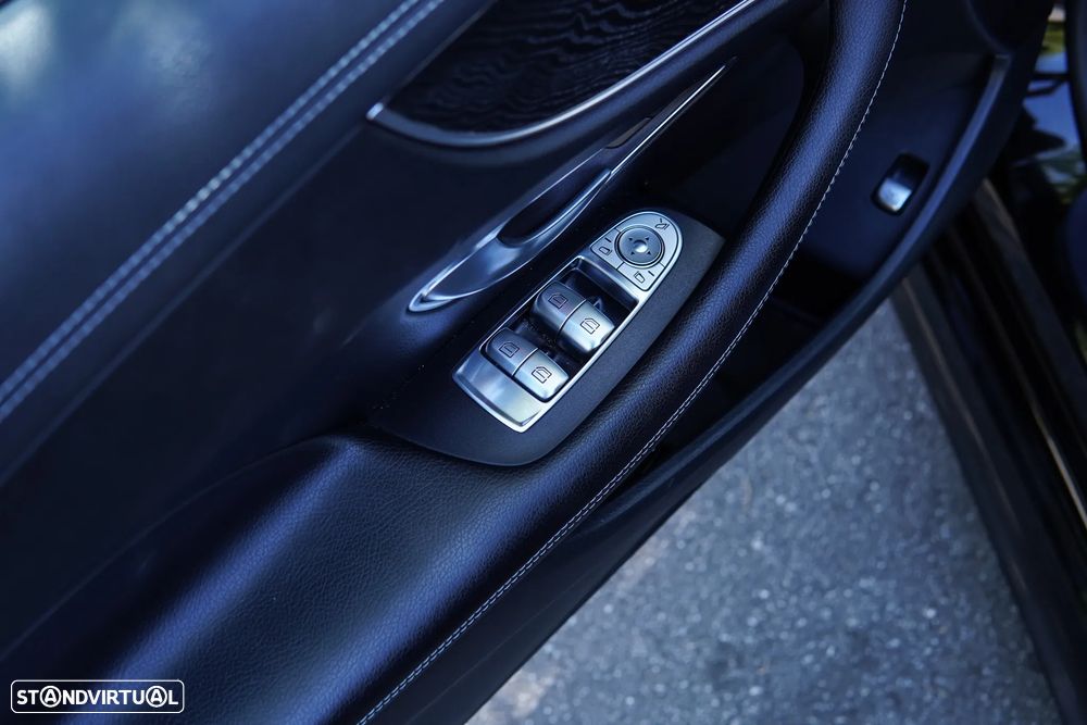 Mercedes-Benz E 220 d AMG Line - 36