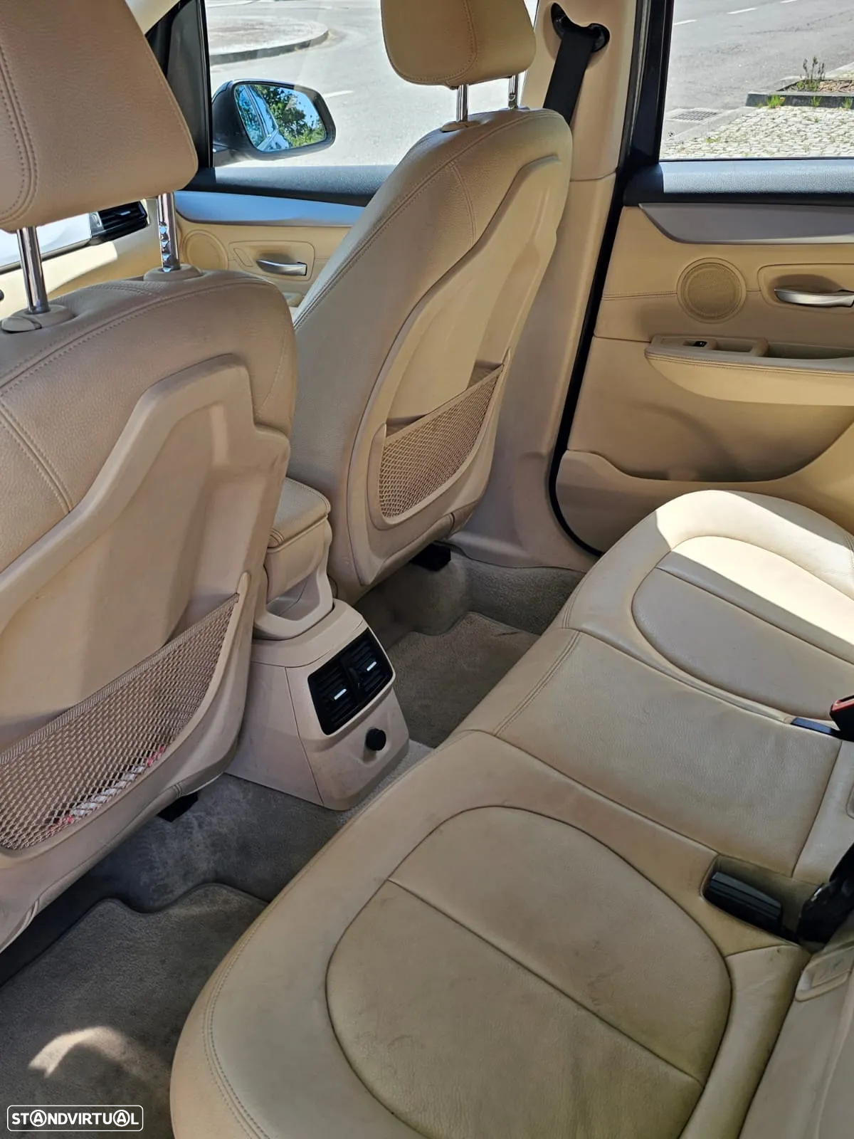 BMW 216 Active Tourer d Line Luxury - 4