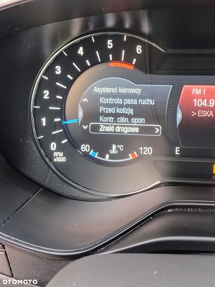 Ford Mondeo Turnier 2.0 TDCi Start-Stopp PowerShift-Aut Titanium - 20