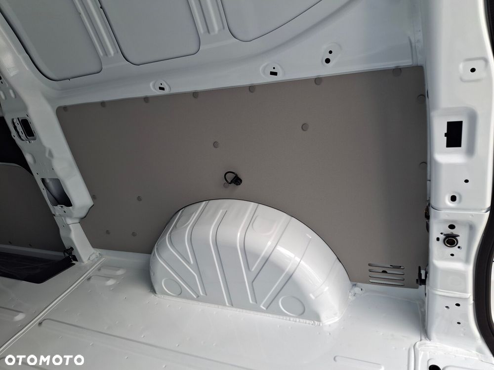 Volkswagen Transporter - 31