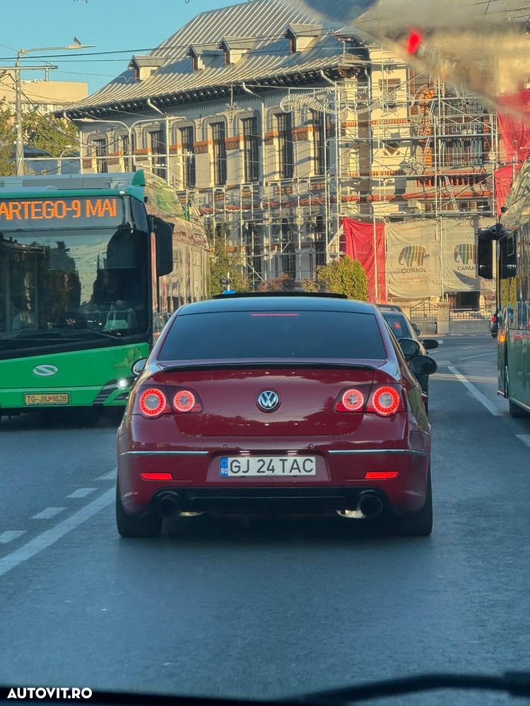 Volkswagen Passat - 14