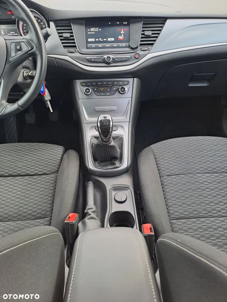 Opel Astra - 16