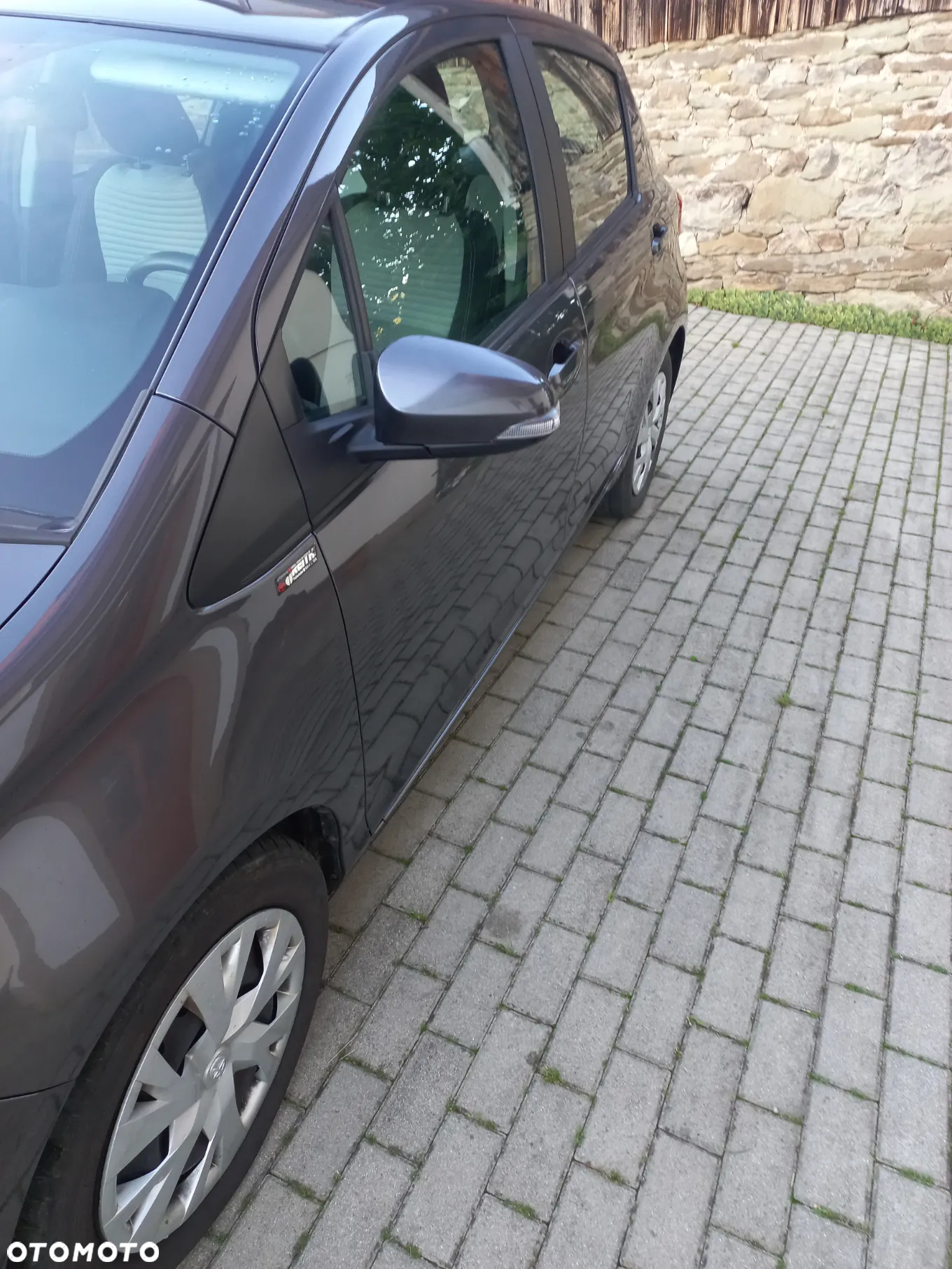 Toyota Yaris 1.0 VVT-i Team Deutschland - 17