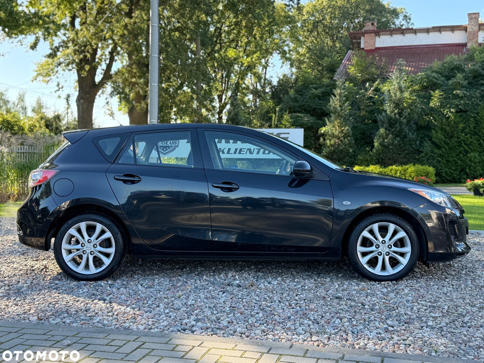Mazda 3 - 10