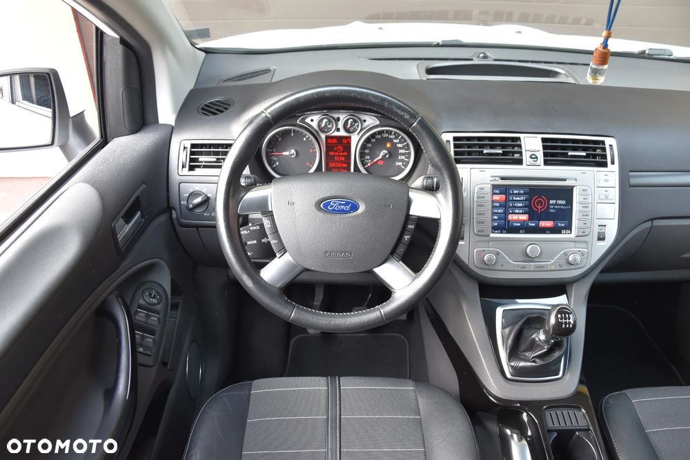 Ford Kuga 2.0 TDCi 4x4 Titanium - 18