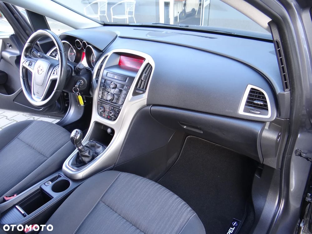 Opel Astra - 31