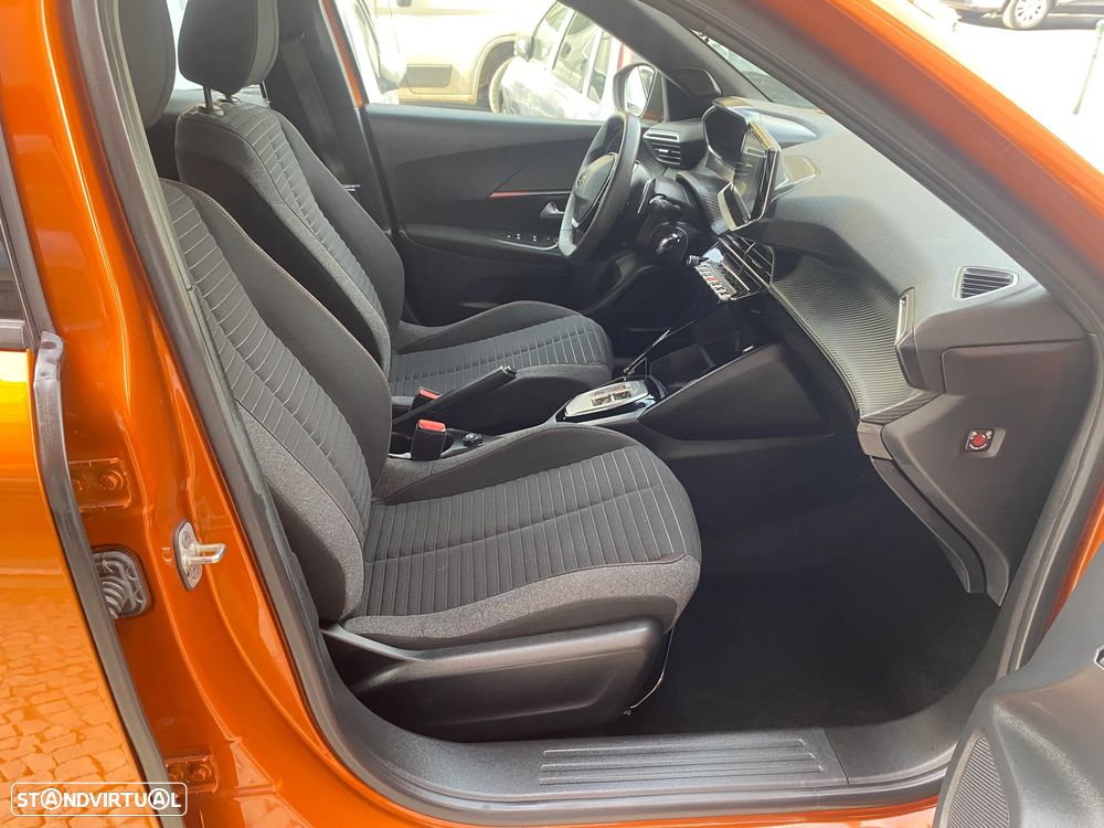 Peugeot 2008 PureTech 130 EAT8 Active Pack - 31