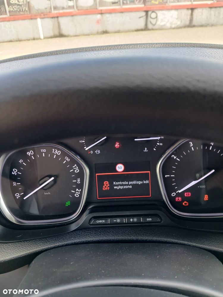 Opel Vivaro - 26