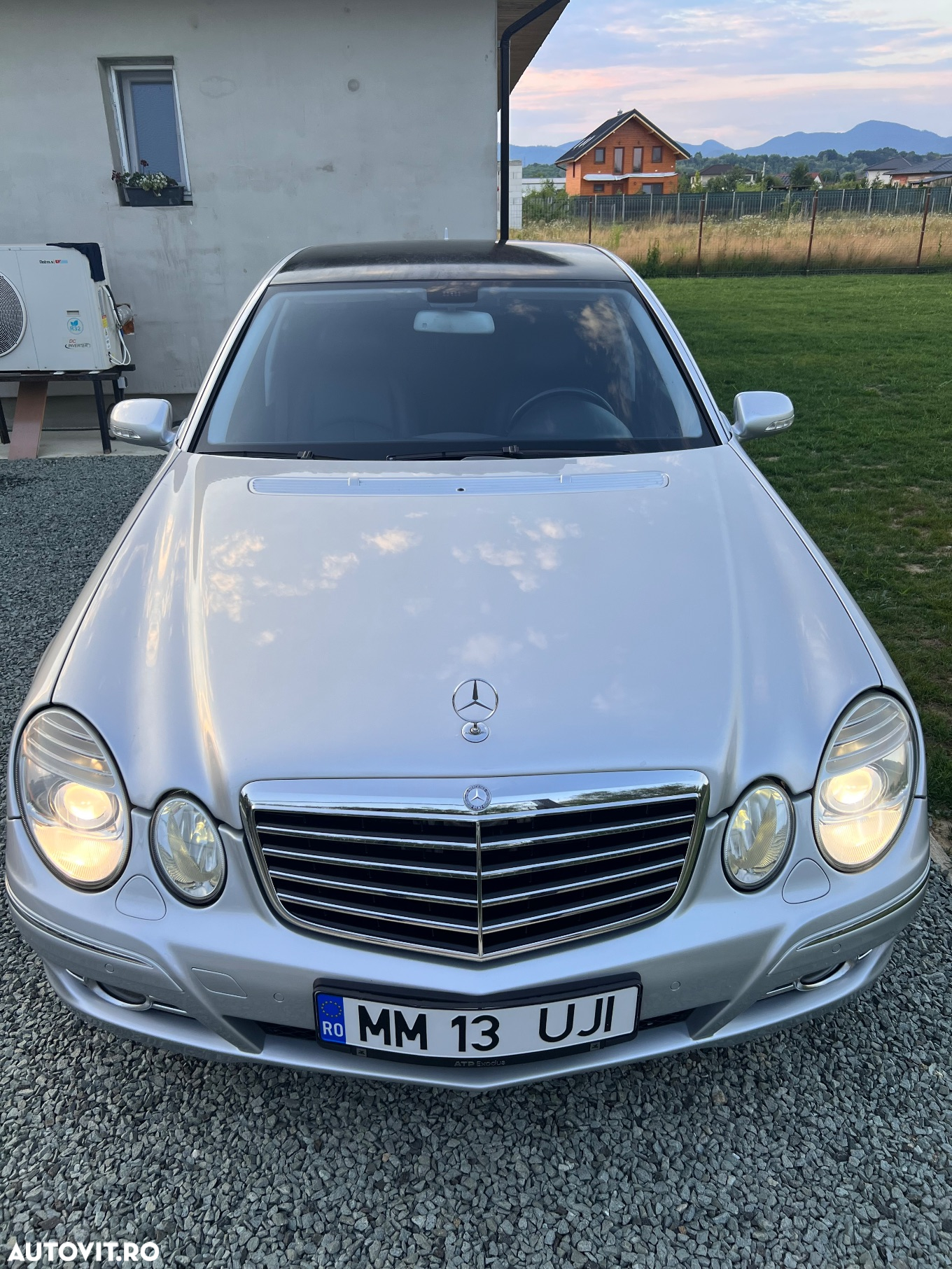 Mercedes-Benz E 320 CDI Avantgarde DPF Sport Edition - 4