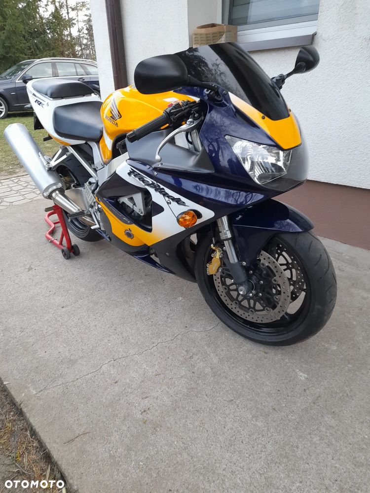 Honda CBR - 6