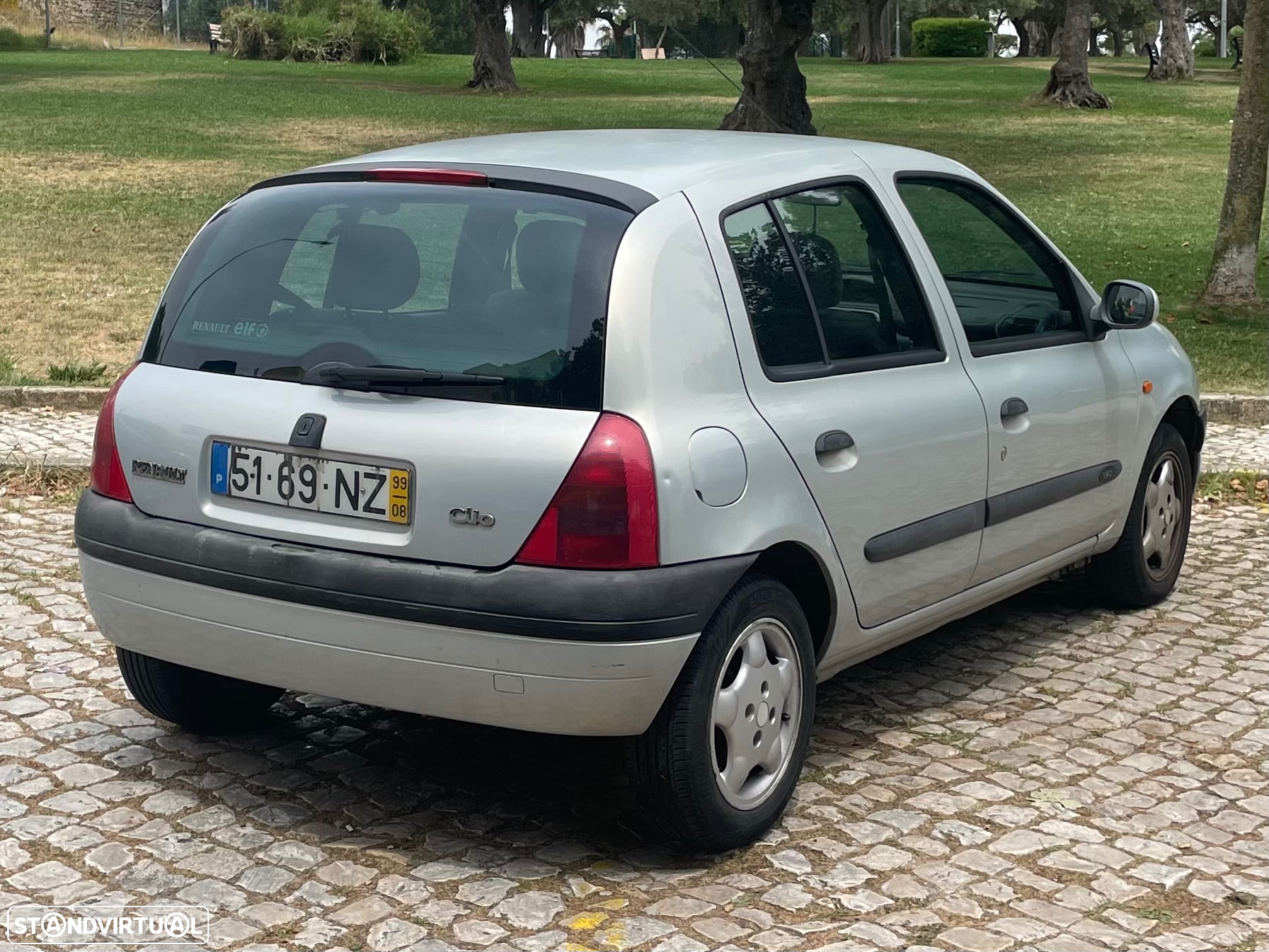 Renault Clio 1.9 D RXE - 5