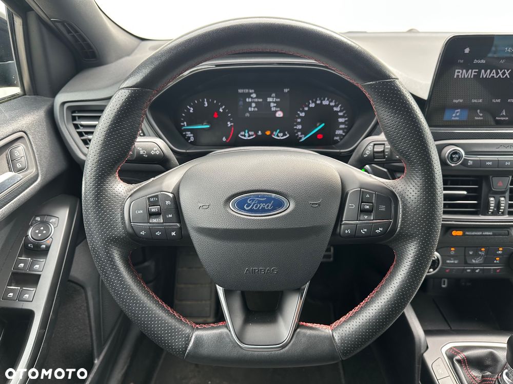 Ford Focus 2.0 TDCi ST-Line ASS - 19