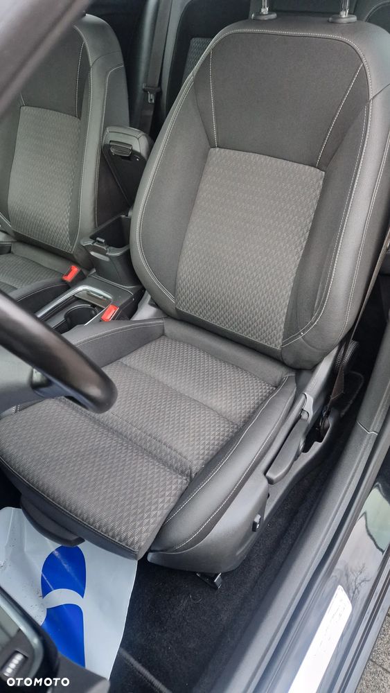 Opel Astra 1.6 BiTrb D (CDTI) Start/Stop Innovation - 28