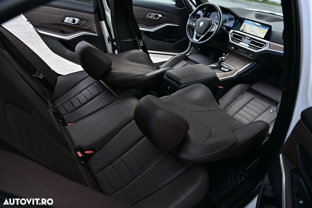 BMW Seria 3 330i xDrive Aut. Luxury Line - 19