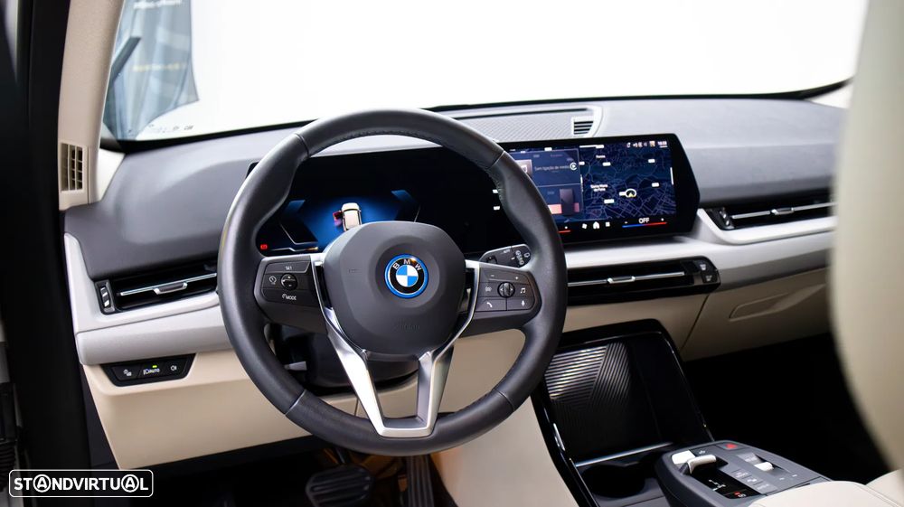 BMW iX1 eDrive20 - 9