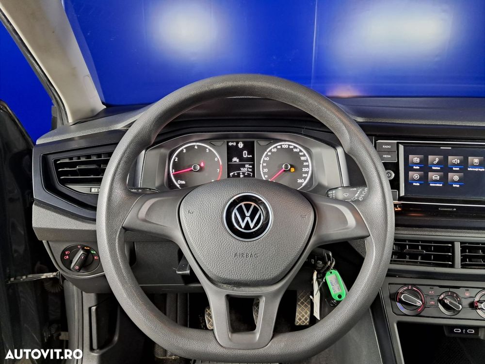 Volkswagen Polo - 13