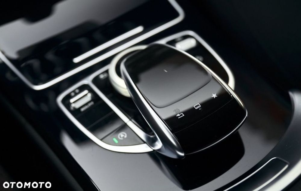 Mercedes-Benz Klasa C 200 (BlueTEC) d 7G-TRONIC - 18
