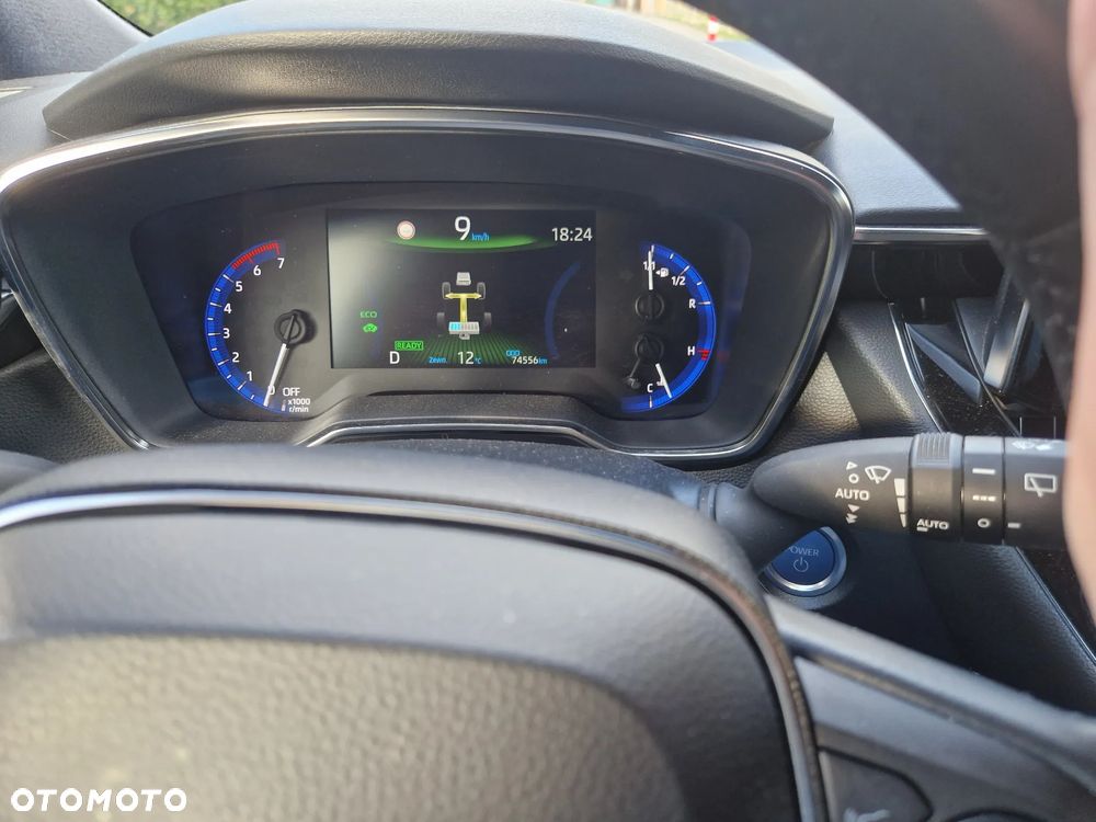 Toyota Corolla 1.8 Hybrid Comfort - 35