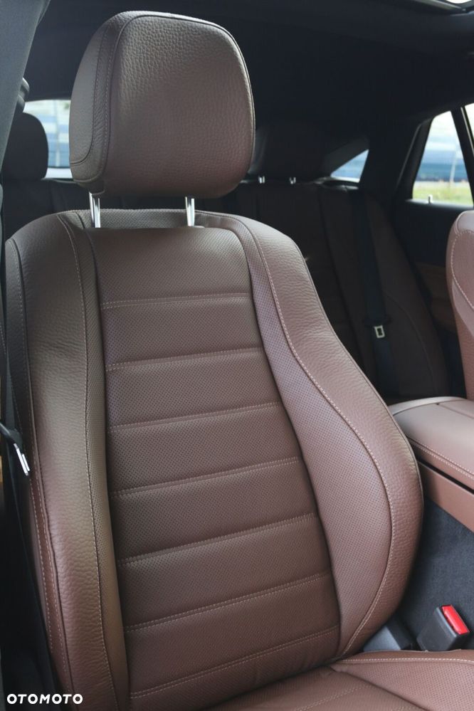 Mercedes-Benz GLE - 21