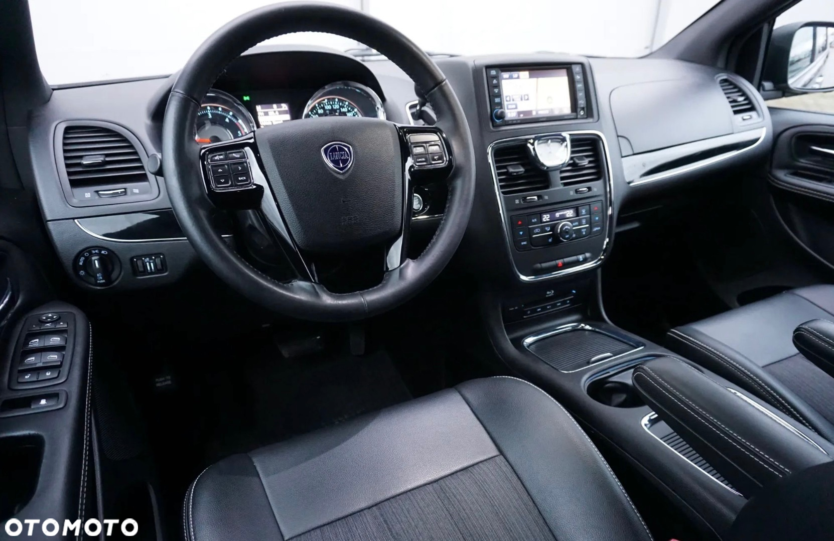 Lancia Voyager 2.8CRD S - 15
