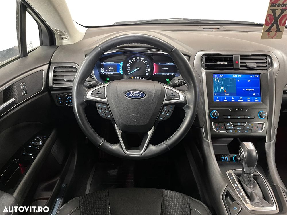 Ford Mondeo 2.0 HEV Titanium - 7
