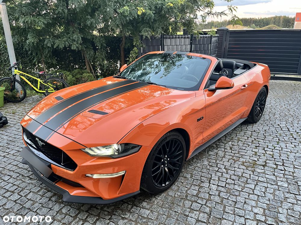 Ford Mustang - 1